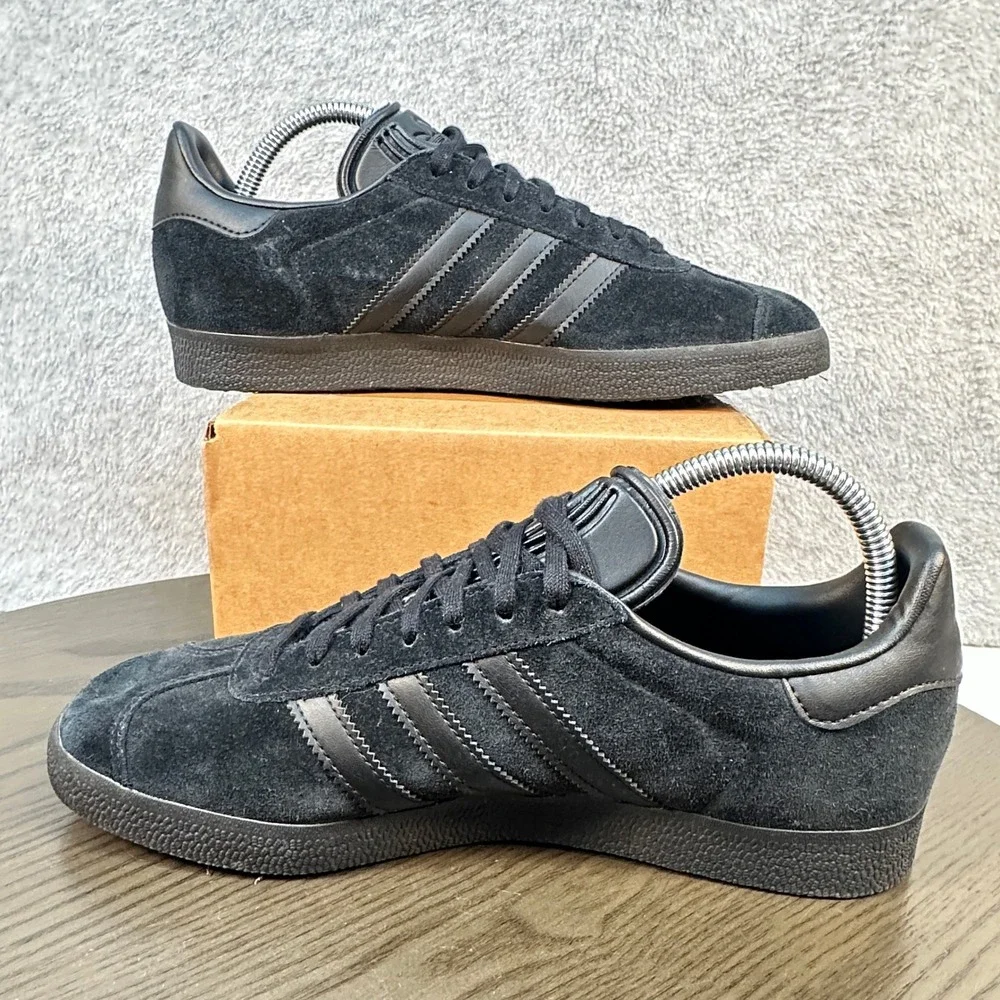 Adidas Gazelle Core Black Sneakers Mens Size 8 Suede CQ2809 Low Top Shoes